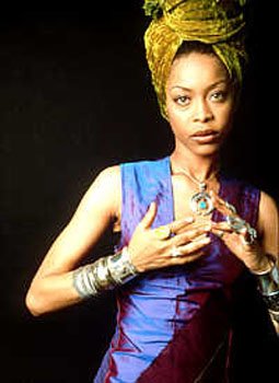 erykahbadu023.jpg